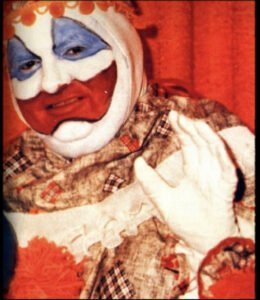 La vera storia di It, il "killer clown" che seppellì 33 ragazzini